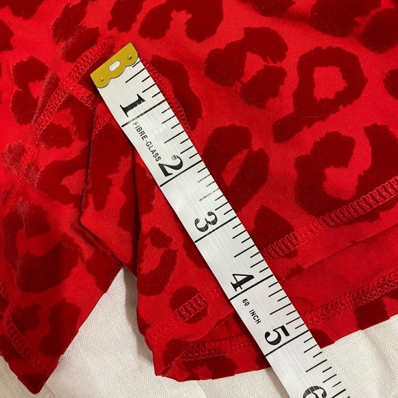 NWOT ✨ Balance Athletica (Vitality) Lux Rider Short - Picture 6 of 7